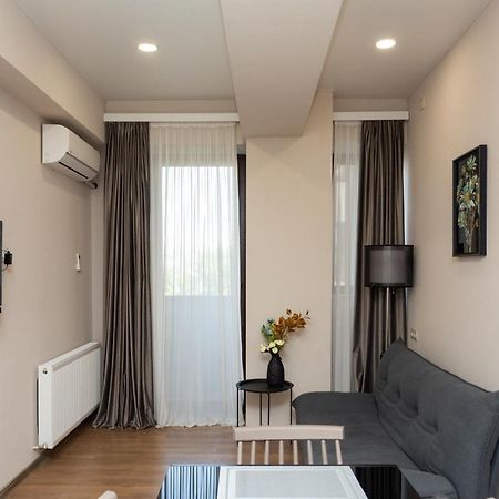Saburtalo Apartment ティビリシ エクステリア 写真