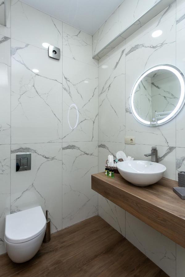 Saburtalo Apartment ティビリシ エクステリア 写真