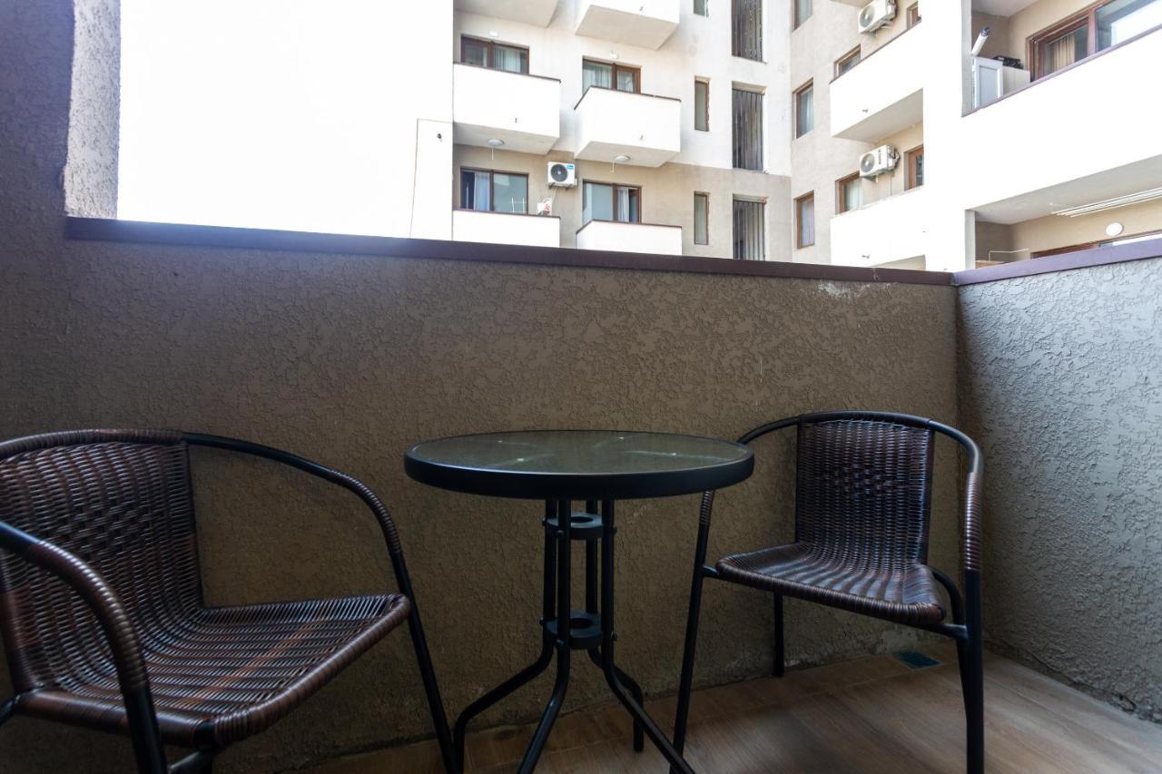 Saburtalo Apartment ティビリシ エクステリア 写真